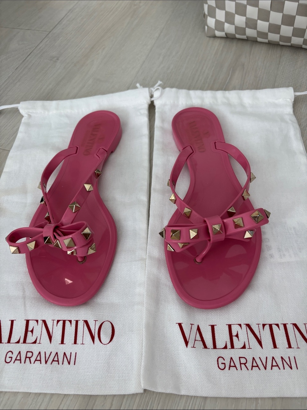 Valentino Garavani Hot Pink Rockstud Bow Jelly Thong Sandals